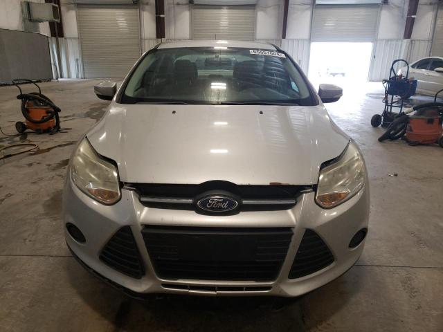 Photo 4 VIN: 1FADP3F28DL363910 - FORD FOCUS SE 