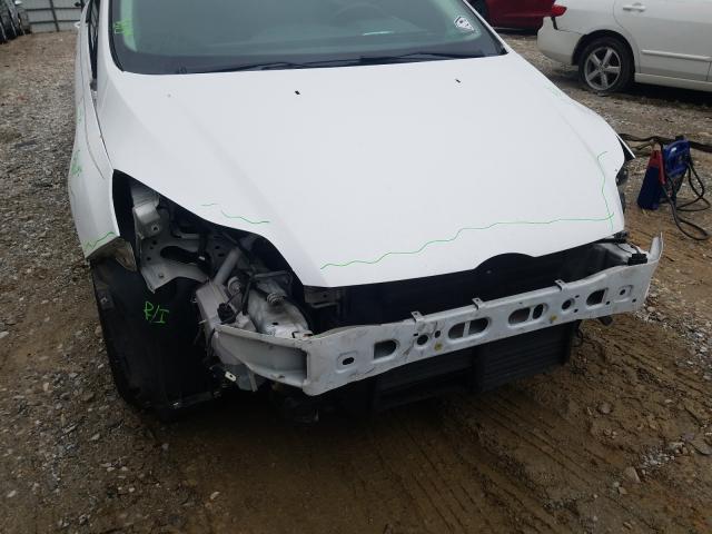 Photo 8 VIN: 1FADP3F28DL379444 - FORD FOCUS SE 