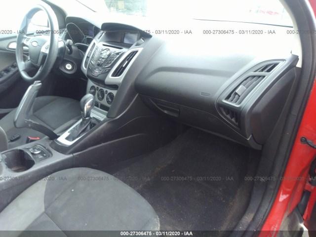 Photo 4 VIN: 1FADP3F28EL101547 - FORD FOCUS 