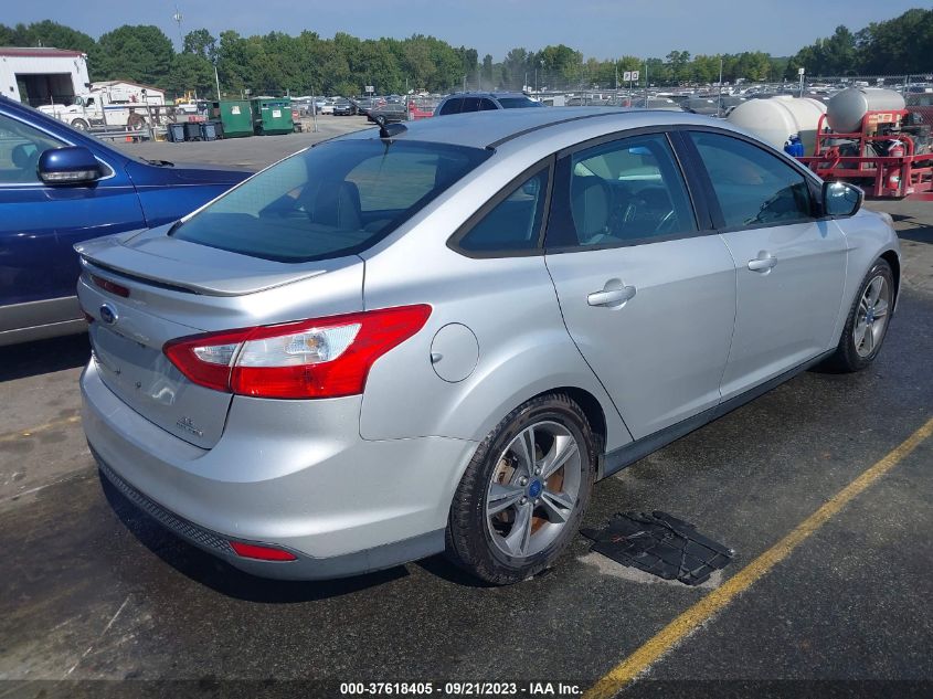 Photo 3 VIN: 1FADP3F28EL141904 - FORD FOCUS 