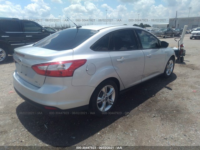 Photo 3 VIN: 1FADP3F28EL143815 - FORD FOCUS 