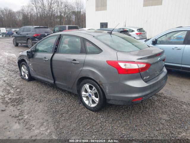 Photo 2 VIN: 1FADP3F28EL158380 - FORD FOCUS SE 