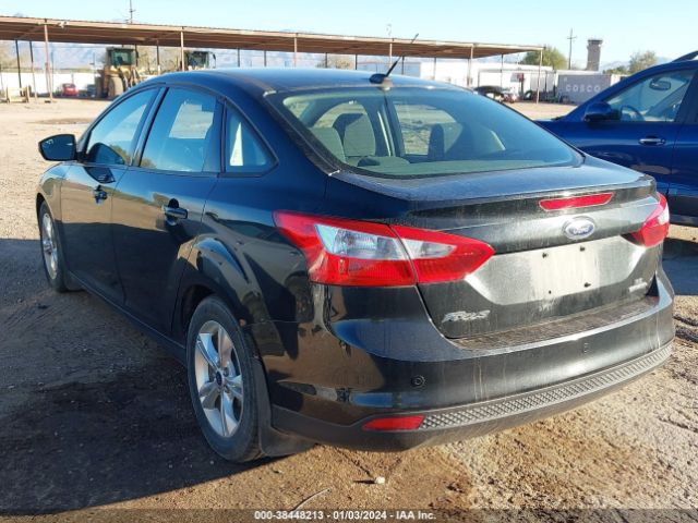 Photo 2 VIN: 1FADP3F28EL213877 - FORD FOCUS 