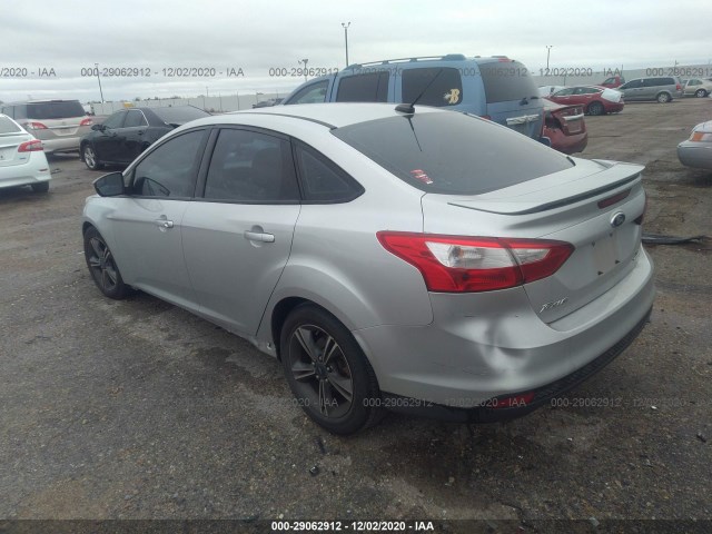 Photo 2 VIN: 1FADP3F28EL236236 - FORD FOCUS 