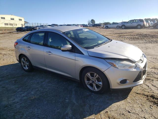 Photo 3 VIN: 1FADP3F28EL263419 - FORD FOCUS SE 