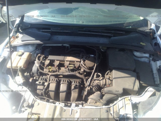 Photo 9 VIN: 1FADP3F28EL277417 - FORD FOCUS 