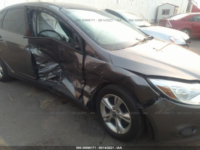 Photo 5 VIN: 1FADP3F28EL321626 - FORD FOCUS 