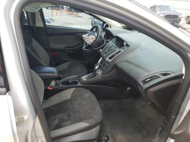 Photo 4 VIN: 1FADP3F28EL322324 - FORD FOCUS SE 