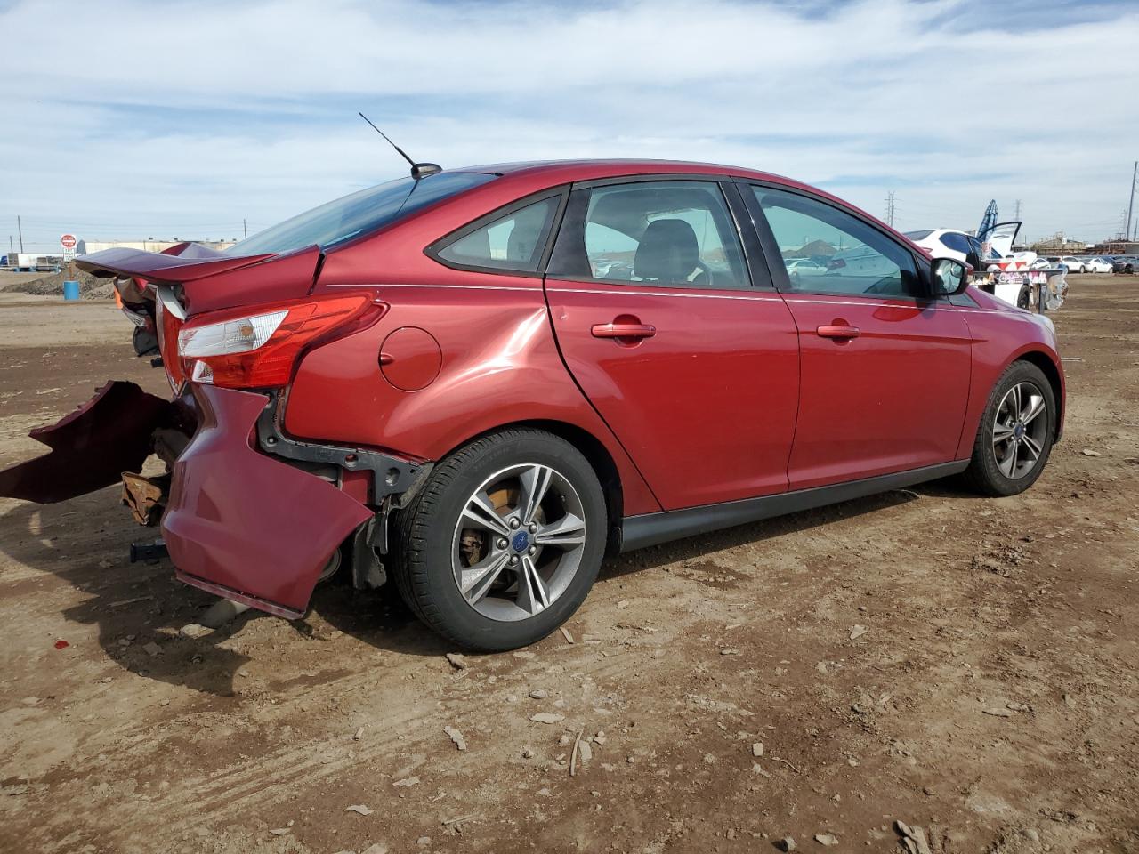 Photo 2 VIN: 1FADP3F28EL339883 - FORD FOCUS 