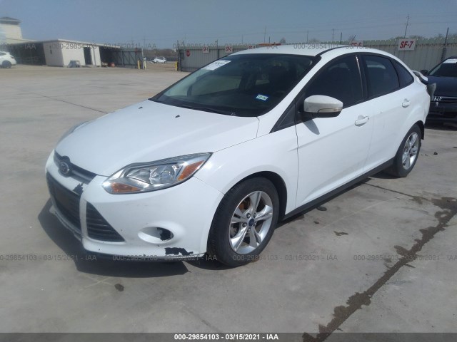 Photo 1 VIN: 1FADP3F28EL372477 - FORD FOCUS 