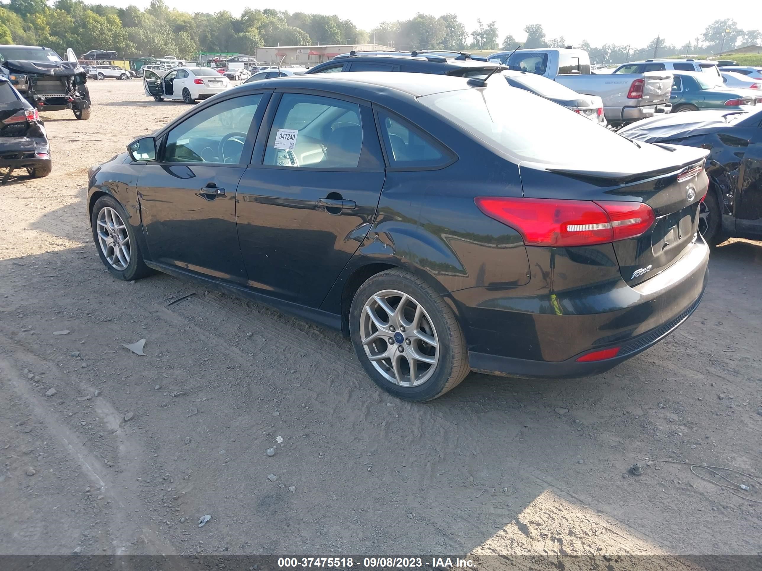 Photo 2 VIN: 1FADP3F28FL227330 - FORD FOCUS 