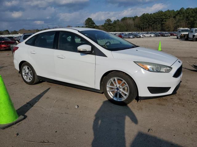 Photo 3 VIN: 1FADP3F28FL243706 - FORD FOCUS SE 