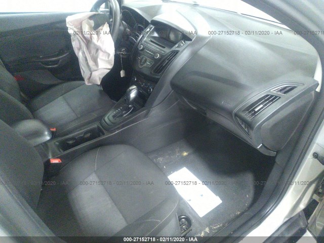 Photo 4 VIN: 1FADP3F28FL255225 - FORD FOCUS 