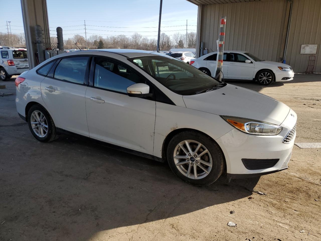 Photo 3 VIN: 1FADP3F28FL340257 - FORD FOCUS 