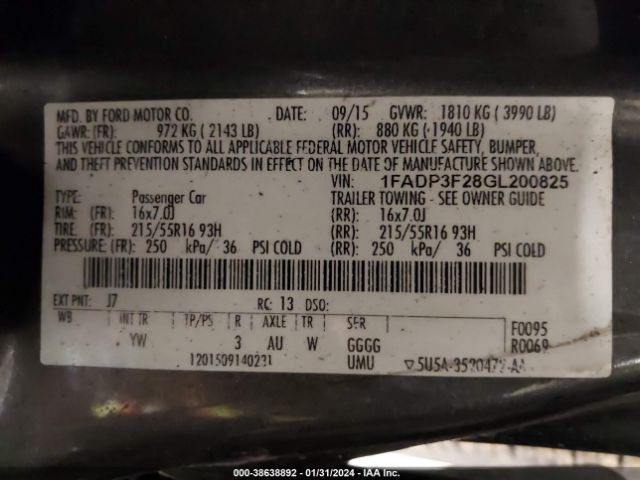 Photo 8 VIN: 1FADP3F28GL200825 - FORD FOCUS 