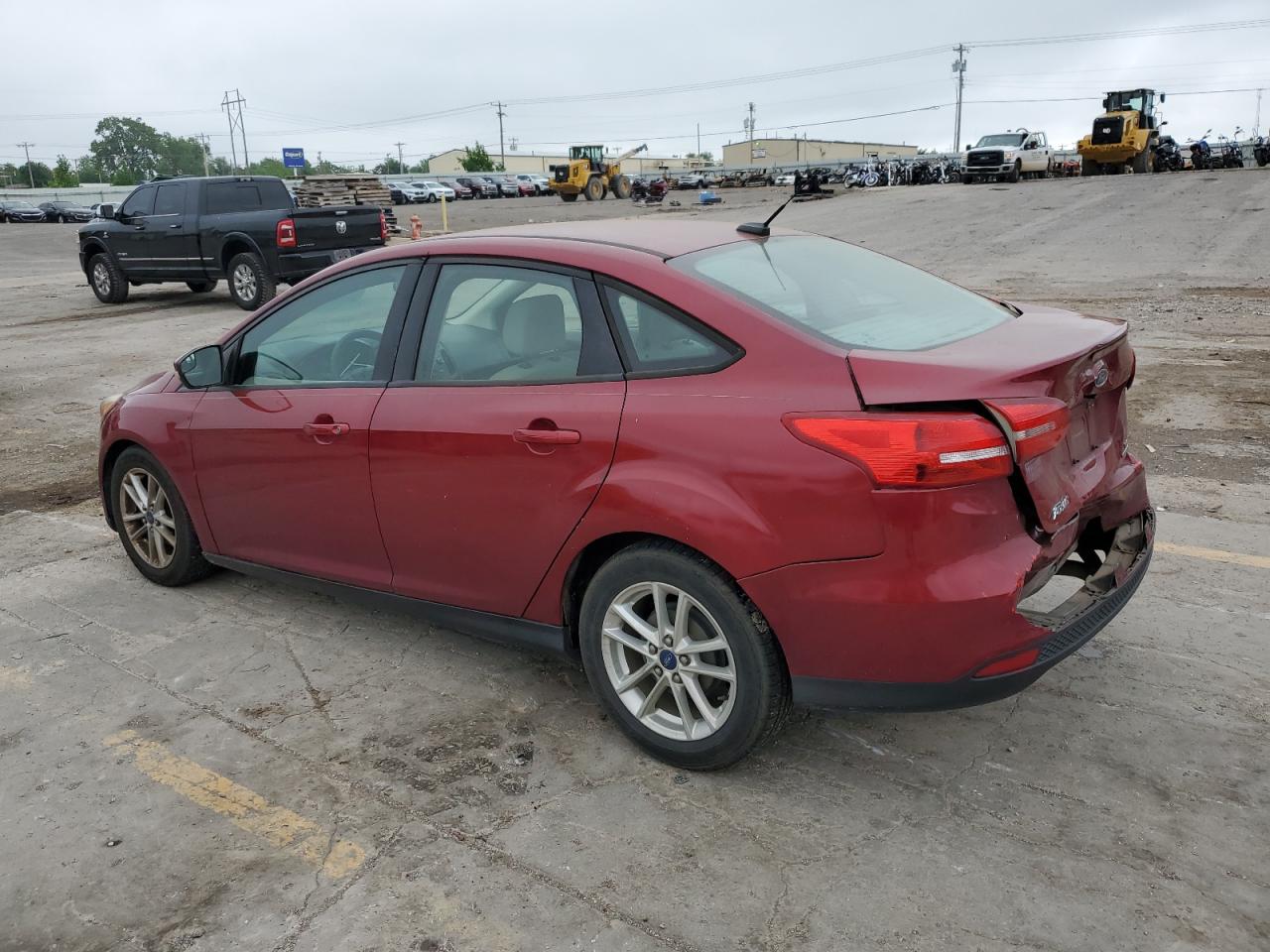 Photo 1 VIN: 1FADP3F28GL204017 - FORD FOCUS 