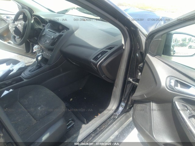 Photo 4 VIN: 1FADP3F28GL210982 - FORD FOCUS 