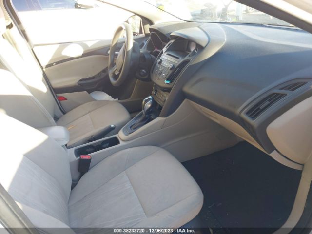 Photo 4 VIN: 1FADP3F28GL306739 - FORD FOCUS 