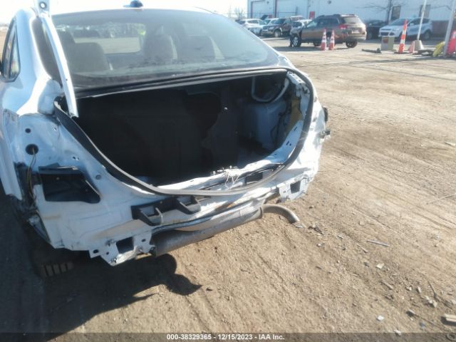 Photo 5 VIN: 1FADP3F28GL340857 - FORD FOCUS 