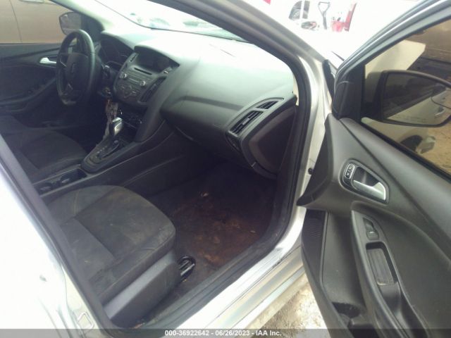 Photo 4 VIN: 1FADP3F28GL391145 - FORD FOCUS 