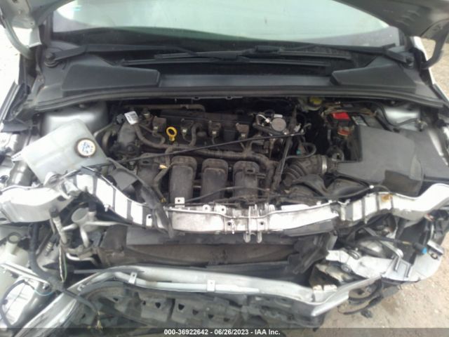 Photo 9 VIN: 1FADP3F28GL391145 - FORD FOCUS 