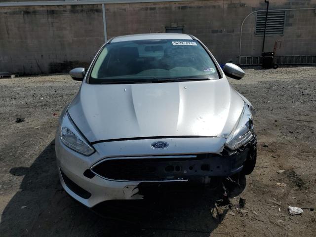 Photo 4 VIN: 1FADP3F28GL399911 - FORD FOCUS 