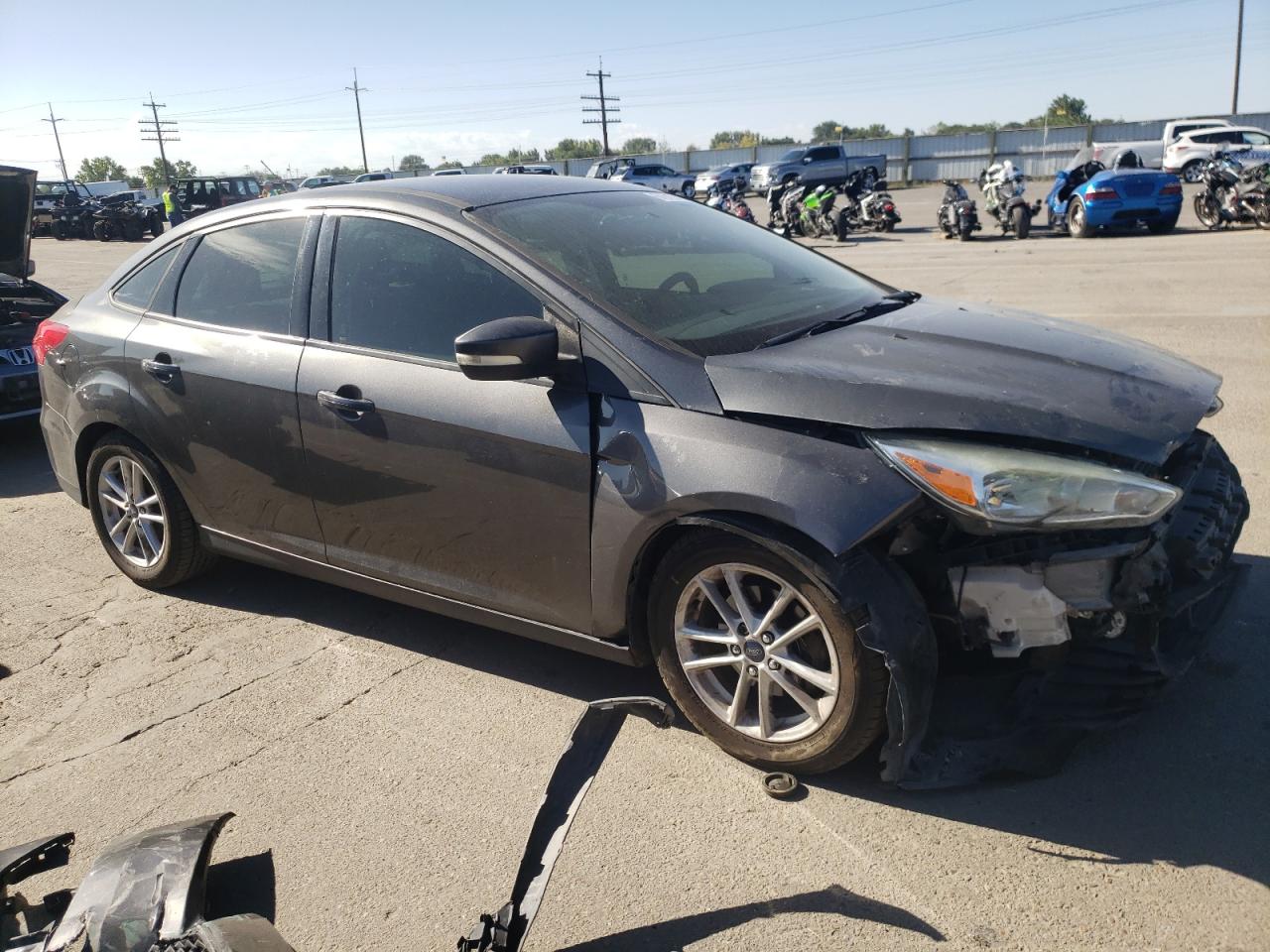 Photo 3 VIN: 1FADP3F28HL226231 - FORD FOCUS 