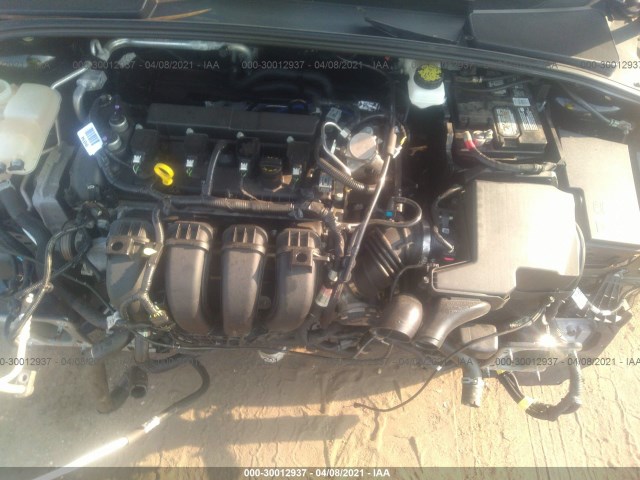 Photo 9 VIN: 1FADP3F28HL274022 - FORD FOCUS 