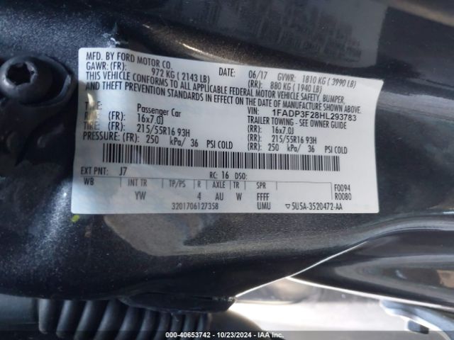 Photo 8 VIN: 1FADP3F28HL293783 - FORD FOCUS 