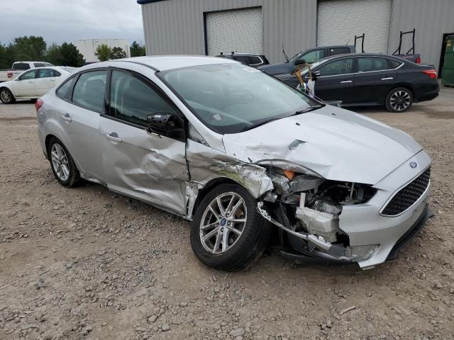 Photo 3 VIN: 1FADP3F28HL335367 - FORD FOCUS SE 