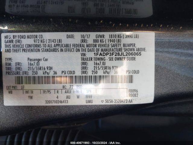 Photo 8 VIN: 1FADP3F28JL206065 - FORD FOCUS 