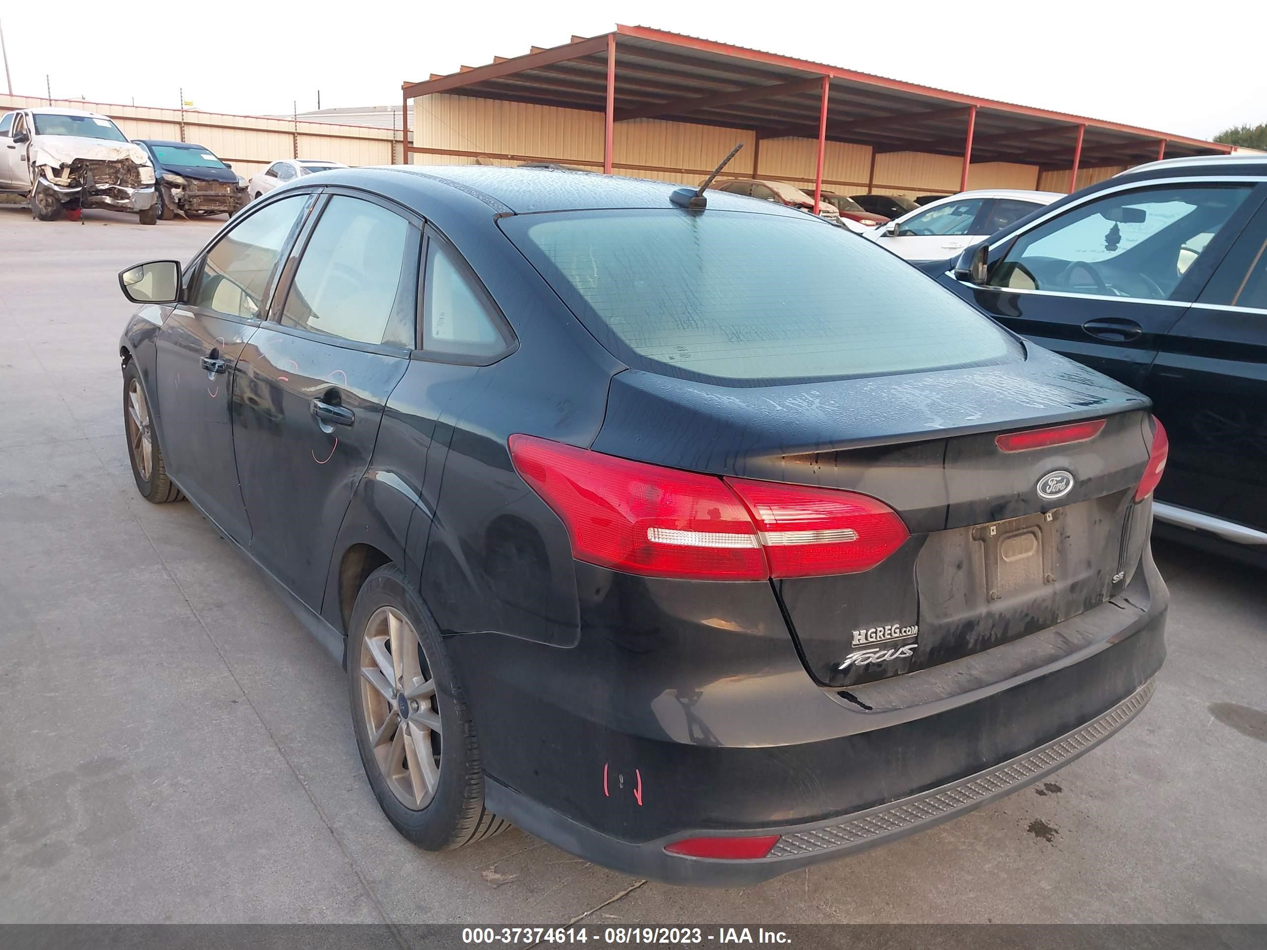 Photo 2 VIN: 1FADP3F28JL206549 - FORD FOCUS 