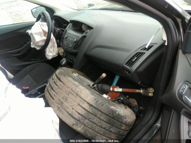 Photo 4 VIN: 1FADP3F28JL291361 - FORD FOCUS 