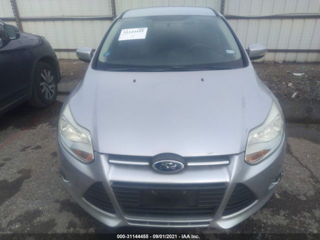 Photo 5 VIN: 1FADP3F29DL123569 - FORD FOCUS 