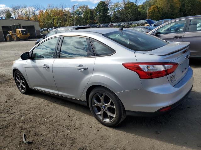 Photo 1 VIN: 1FADP3F29DL124804 - FORD FOCUS SE 