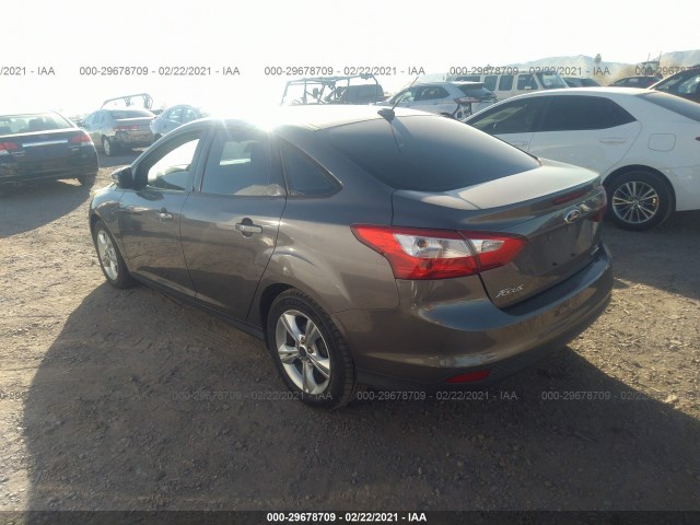 Photo 2 VIN: 1FADP3F29DL139416 - FORD FOCUS 