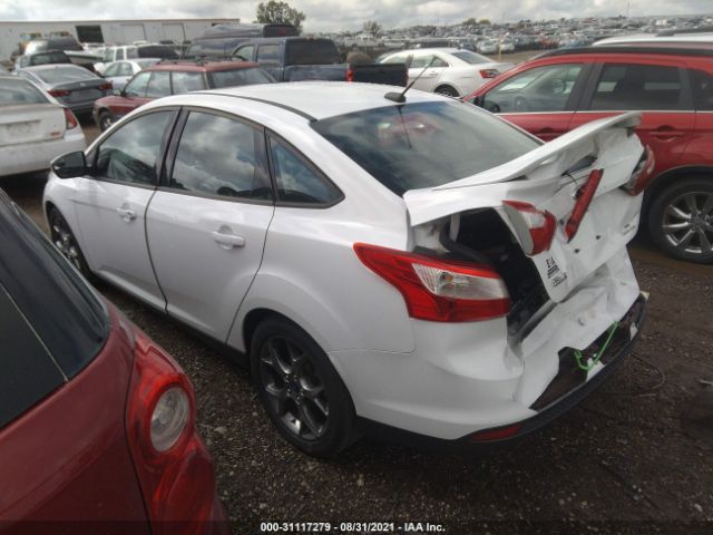 Photo 2 VIN: 1FADP3F29DL143983 - FORD FOCUS 