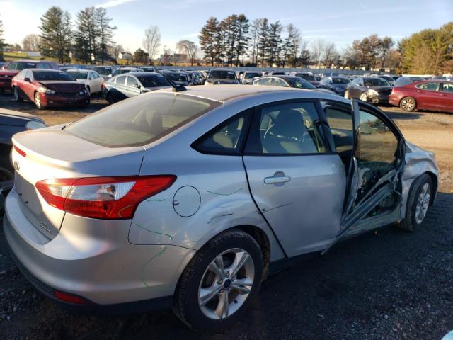 Photo 2 VIN: 1FADP3F29DL152943 - FORD FOCUS SE 