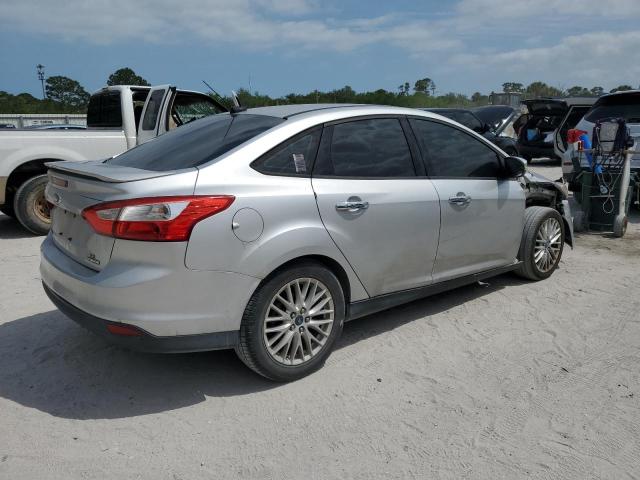 Photo 2 VIN: 1FADP3F29DL211733 - FORD FOCUS 