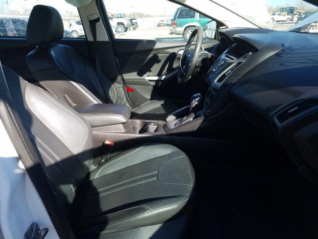 Photo 4 VIN: 1FADP3F29DL211795 - FORD FOCUS SE 