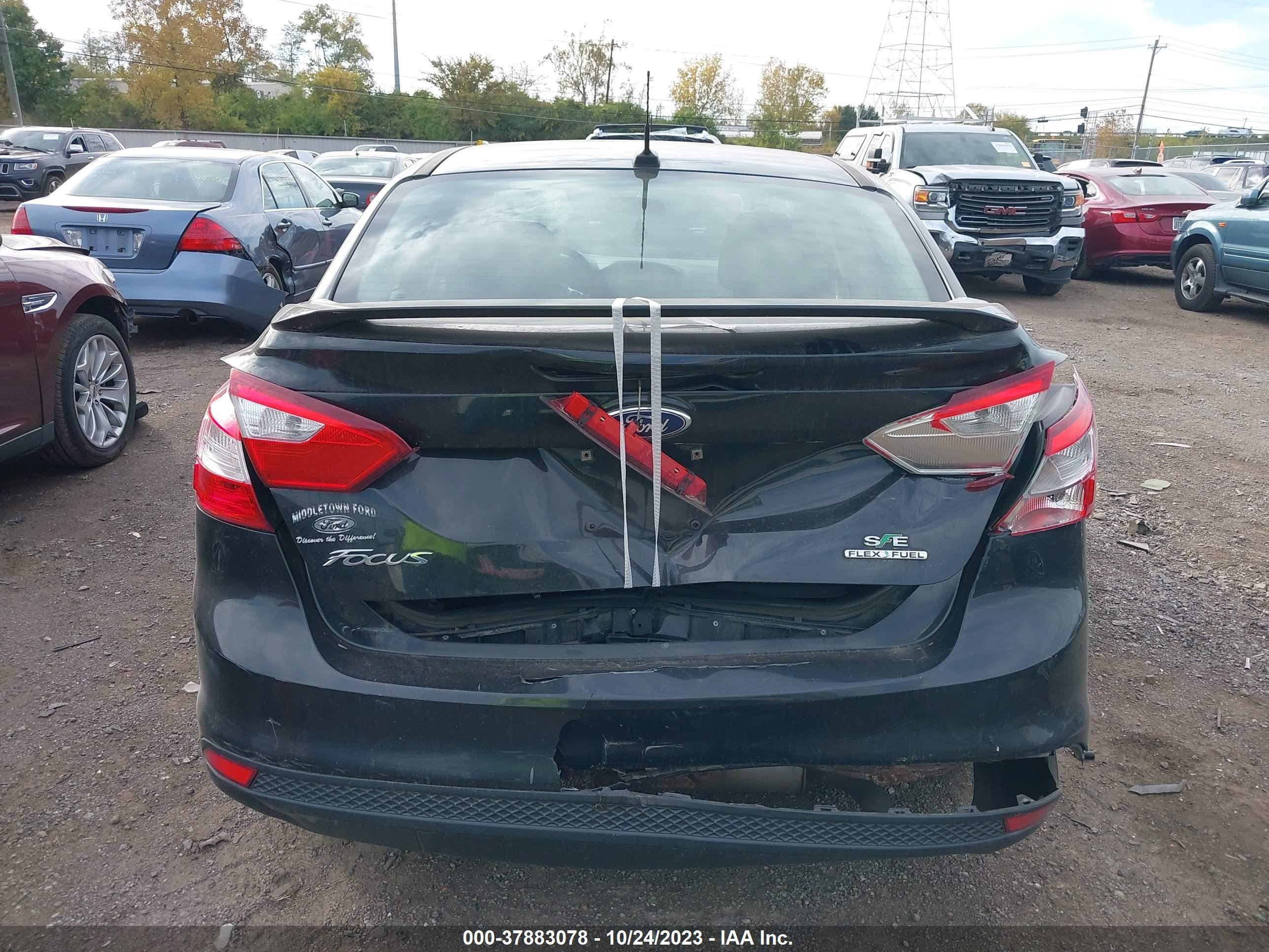 Photo 5 VIN: 1FADP3F29DL240598 - FORD FOCUS 