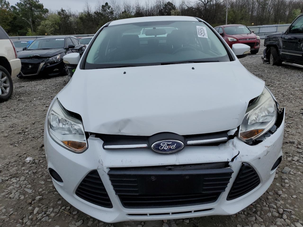 Photo 4 VIN: 1FADP3F29DL247311 - FORD FOCUS 