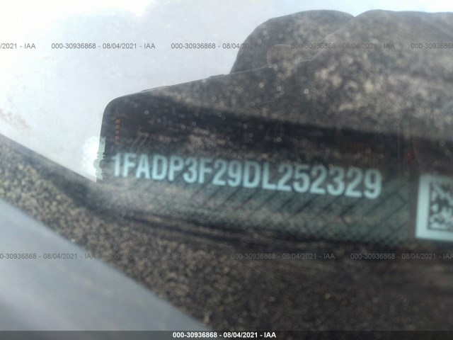 Photo 8 VIN: 1FADP3F29DL252329 - FORD FOCUS 