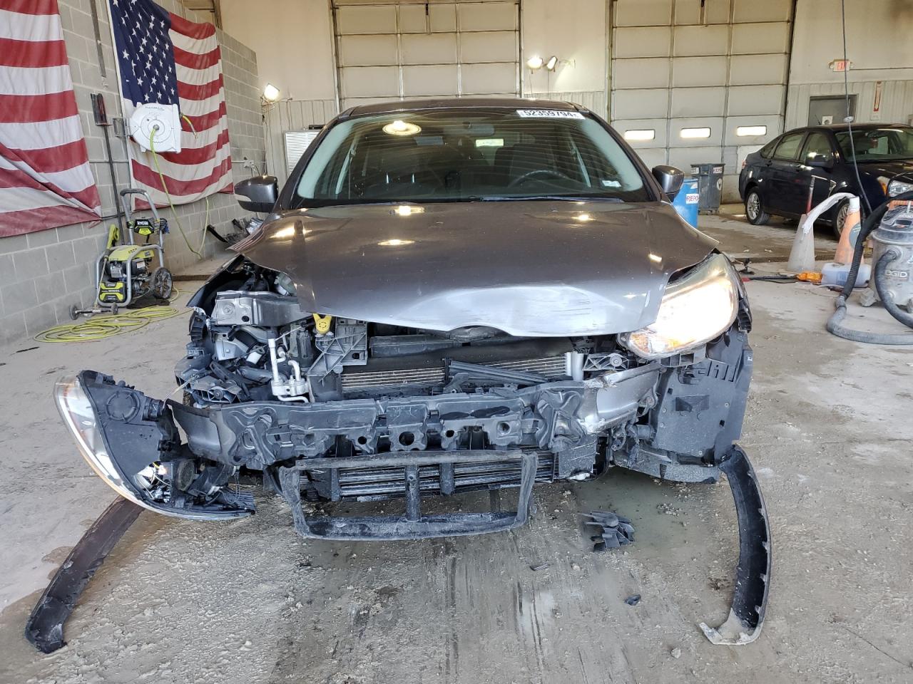 Photo 4 VIN: 1FADP3F29DL276890 - FORD FOCUS 