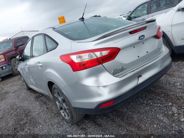 Photo 2 VIN: 1FADP3F29DL297075 - FORD FOCUS 