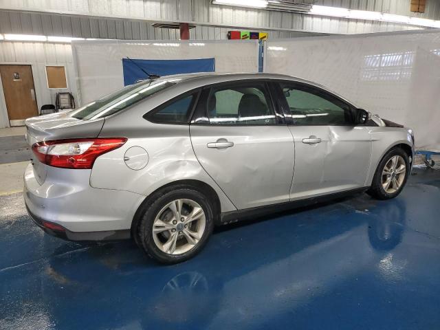 Photo 2 VIN: 1FADP3F29DL309483 - FORD FOCUS 