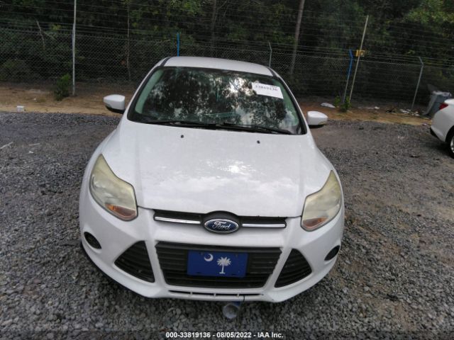 Photo 5 VIN: 1FADP3F29DL325764 - FORD FOCUS 