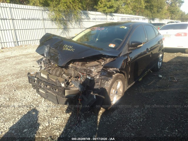 Photo 1 VIN: 1FADP3F29DL330317 - FORD FOCUS 