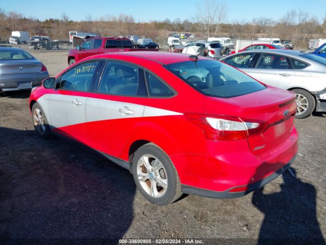 Photo 2 VIN: 1FADP3F29DL354858 - FORD FOCUS 