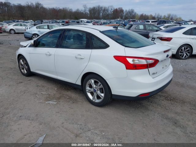 Photo 2 VIN: 1FADP3F29EL126036 - FORD FOCUS 